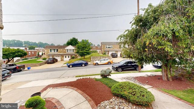 3137 DRAPER ST, Philadelphia, PA 19136