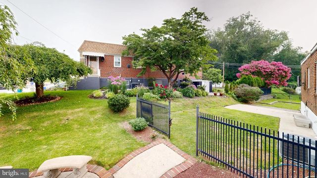 3137 DRAPER ST, Philadelphia, PA 19136