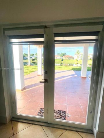 6762 SW 157th Ct, Miami, FL 33193