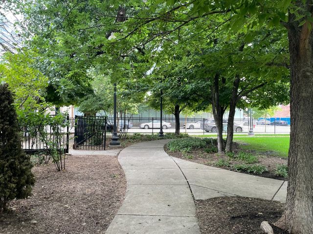 849 N Franklin Street 1206, Chicago, IL 60610