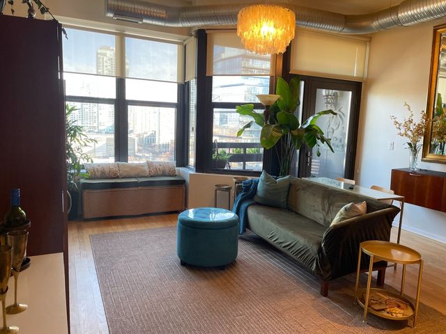 849 N Franklin Street 1206, Chicago, IL 60610