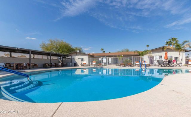 305 S VAL VISTA Drive 202, Mesa, AZ 85204