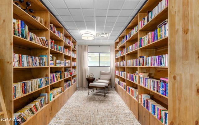 305 S VAL VISTA Drive 202, Mesa, AZ 85204