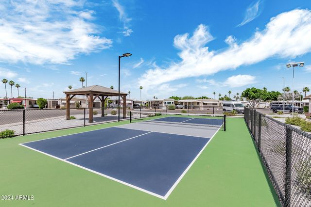 305 S VAL VISTA Drive 202, Mesa, AZ 85204