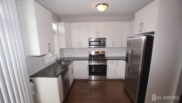 1299 St. George Avenue 103, Colonia, NJ 07067