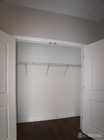 1299 St. George Avenue 103, Colonia, NJ 07067