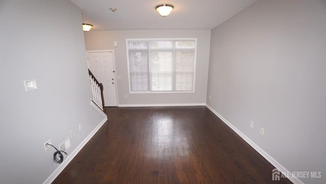 1299 St. George Avenue 103, Colonia, NJ 07067