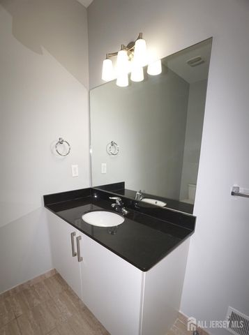 1299 St. George Avenue 103, Colonia, NJ 07067