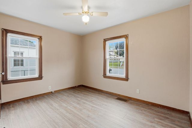 1729 Brown Street, Bettendorf, IA 52722