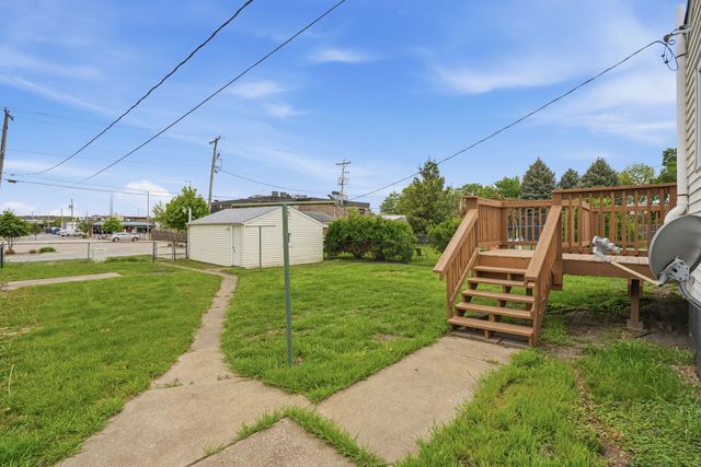 1729 Brown Street, Bettendorf, IA 52722
