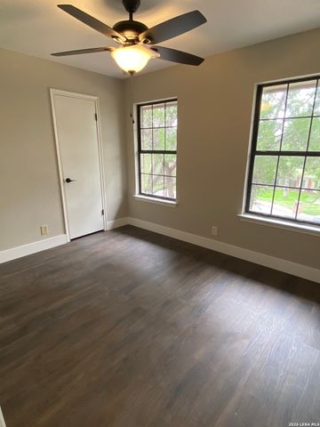 1902 Creek Mountain St, San Antonio, TX 78259
