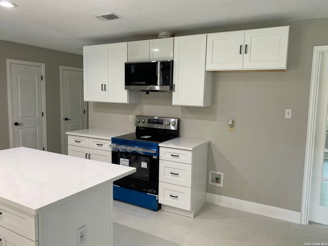 1902 Creek Mountain St, San Antonio, TX 78259
