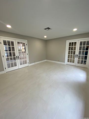 1902 Creek Mountain St, San Antonio, TX 78259