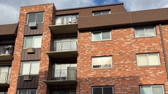 7110 W 93rd Place 3F, Oak Lawn, IL 60453