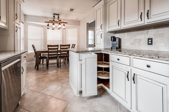 3401 Wood Fox Drive, Alvin, TX 77511