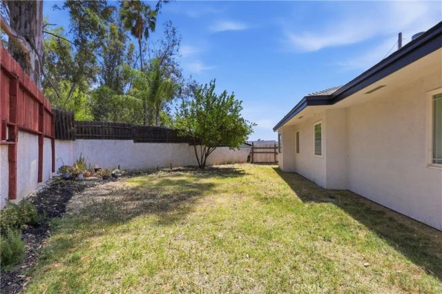 3777 Elm, San Bernardino, CA 92404