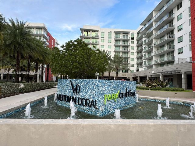 7825 NW 107th Avenue 706, Doral, FL 33178
