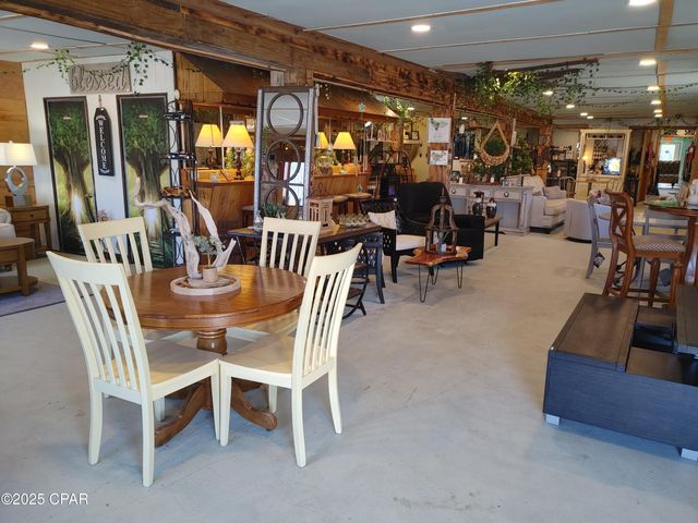 5022 HWY 22, Callaway, FL 32404