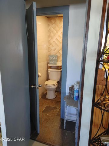 5022 HWY 22, Callaway, FL 32404