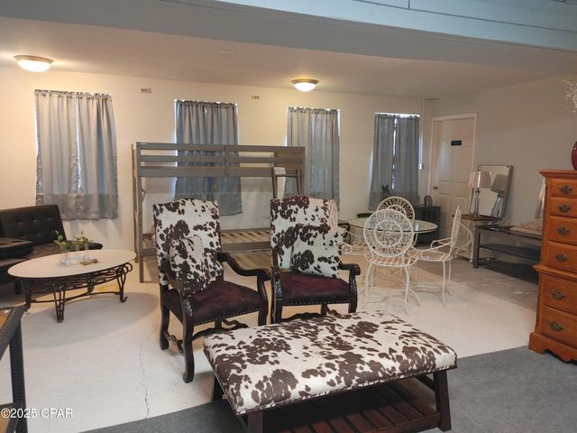 5022 HWY 22, Callaway, FL 32404