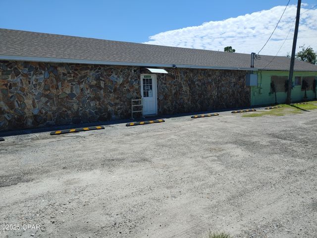 5022 HWY 22, Callaway, FL 32404