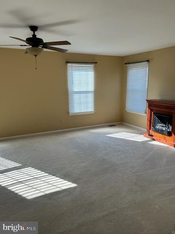 660 CHADBOURNE CT, Harleysville, PA 19438