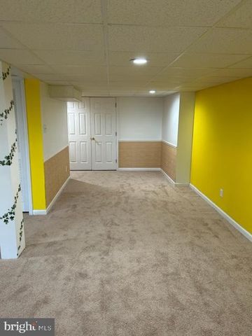 660 CHADBOURNE CT, Harleysville, PA 19438