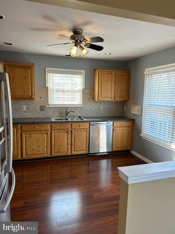 660 CHADBOURNE CT, Harleysville, PA 19438