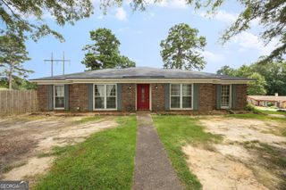 5106 Willowbrook Dr, Columbus, GA 31909