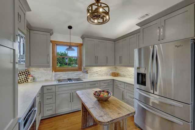 2119 Lariat RDG, New Braunfels, TX 78132