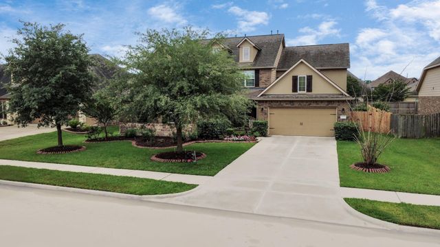 22719 Shieldhall Ln, Tomball, TX 77375