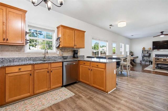 412 Oak Leaf Trail, Villa Rica, GA 30180