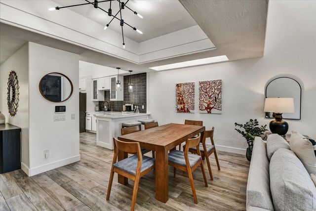 4830 N 65th Street 113, Scottsdale, AZ 85251