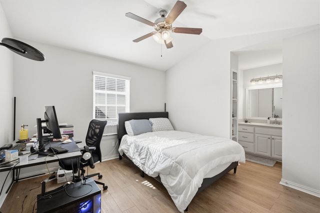 600 Bagby Avenue 7D, Waco, TX 76706