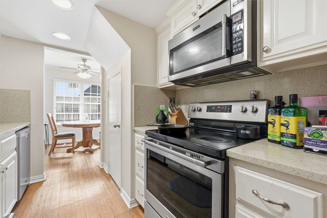 600 Bagby Avenue 7D, Waco, TX 76706