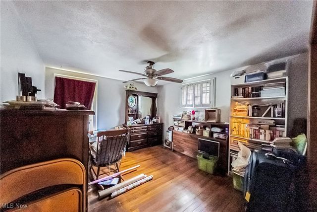 6815 Ridgewood Avenue, Parma, OH 44129