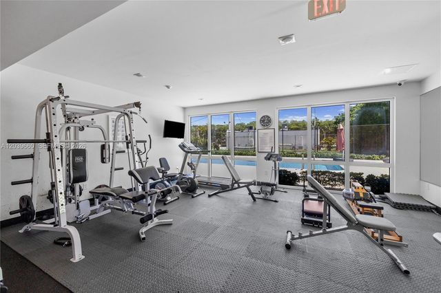 2771 NE 164th Street 12, North Miami Beach, FL 33160