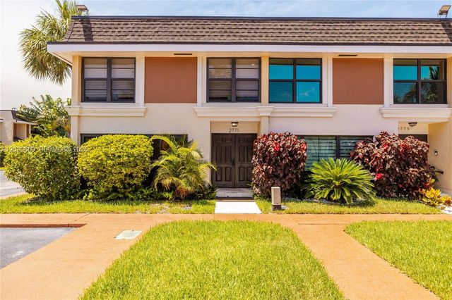 2771 NE 164th Street 12, North Miami Beach, FL 33160