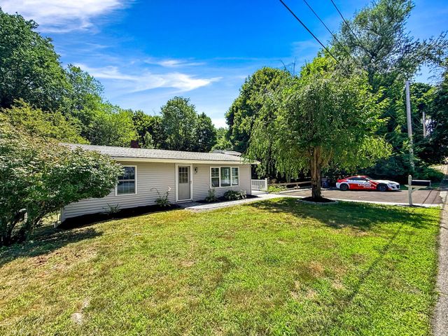89 Goodale St, Haverhill, MA 01830