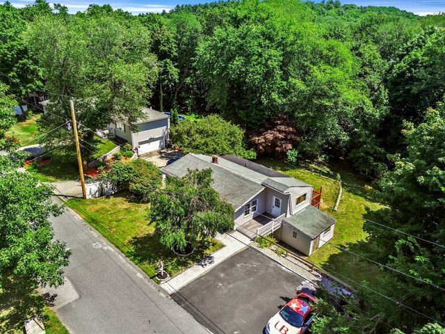89 Goodale St, Haverhill, MA 01830