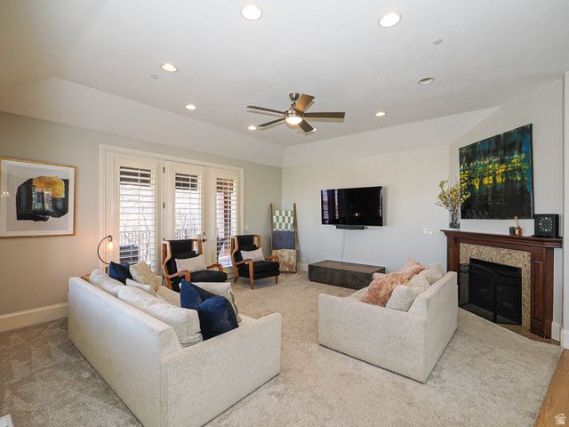 515 E TANGLEWOOD LOOP, North Salt Lake, UT 84054