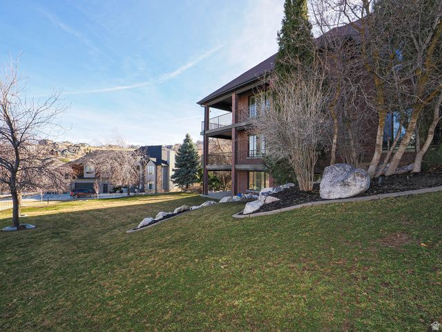 515 E TANGLEWOOD LOOP, North Salt Lake, UT 84054