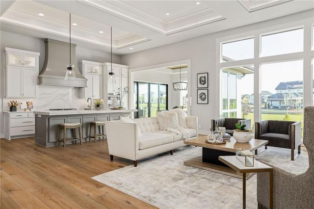 13701 W Guilford Road, Leawood, KS 66224