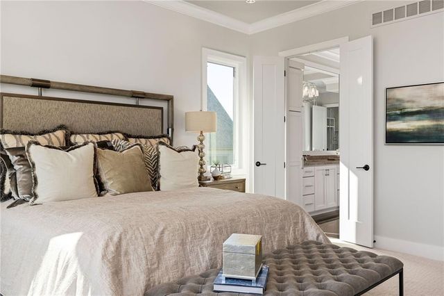 13701 W Guilford Road, Leawood, KS 66224