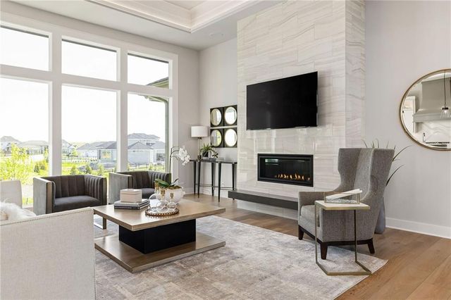 13701 W Guilford Road, Leawood, KS 66224