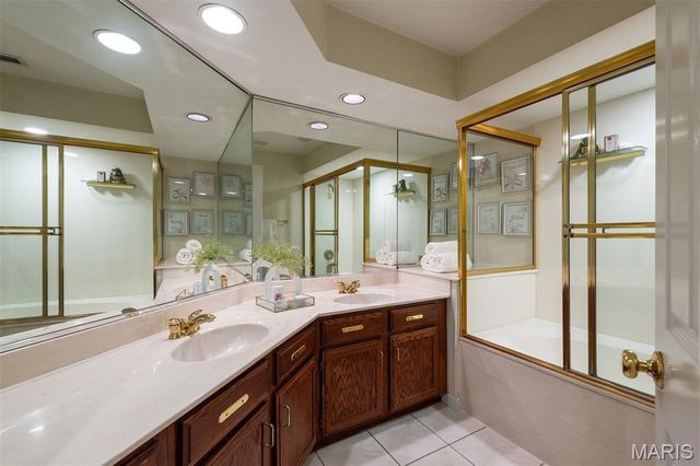 4554 Laclede Avenue 107, St Louis, MO 63108