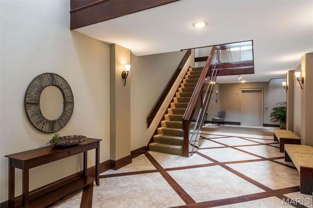 4554 Laclede Avenue 107, St Louis, MO 63108