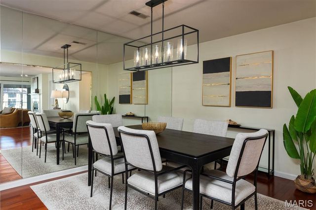 4554 Laclede Avenue 107, St Louis, MO 63108