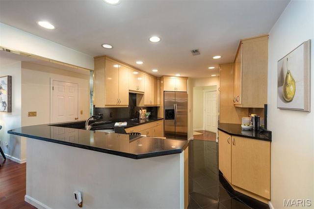 4554 Laclede Avenue 107, St Louis, MO 63108