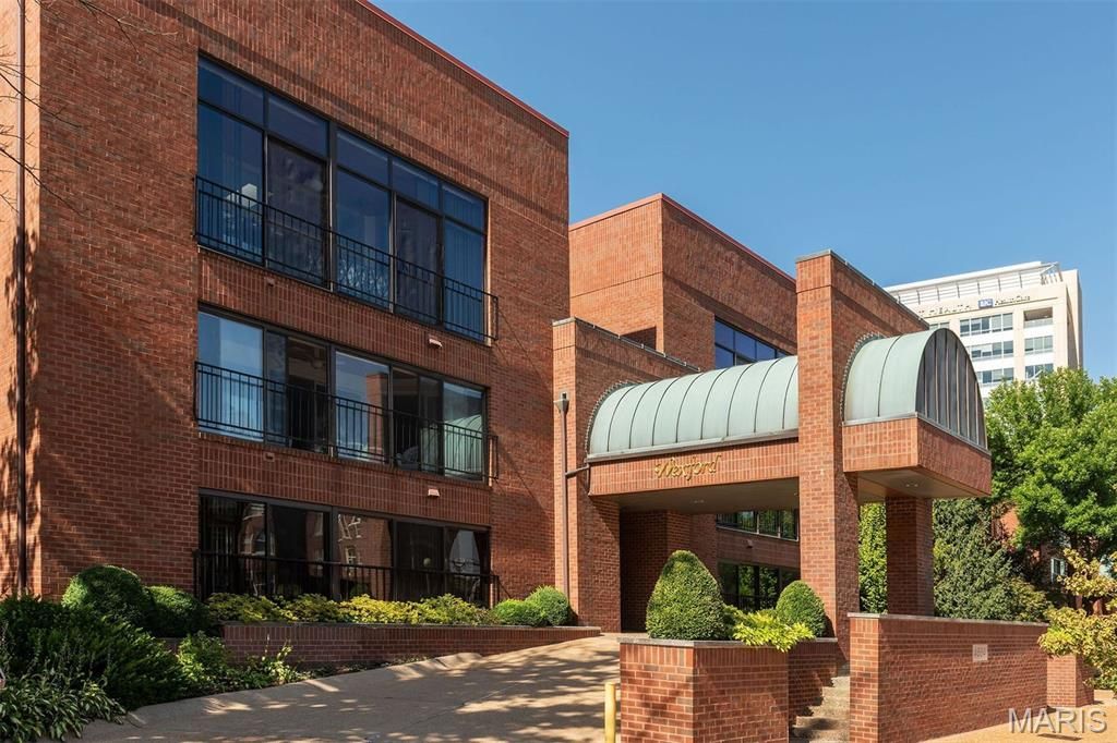 4554 Laclede Avenue 107, St Louis, MO 63108